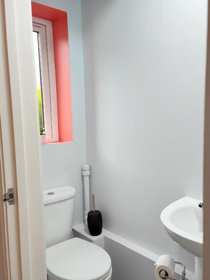 Carvetii - Phoenix House - Near Hospital, Max 8 Ppl 卡莱尔 外观 照片